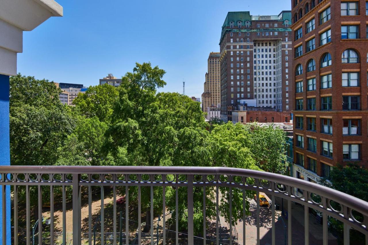 Springhill Suites Memphis Downtown Eksteriør bilde
