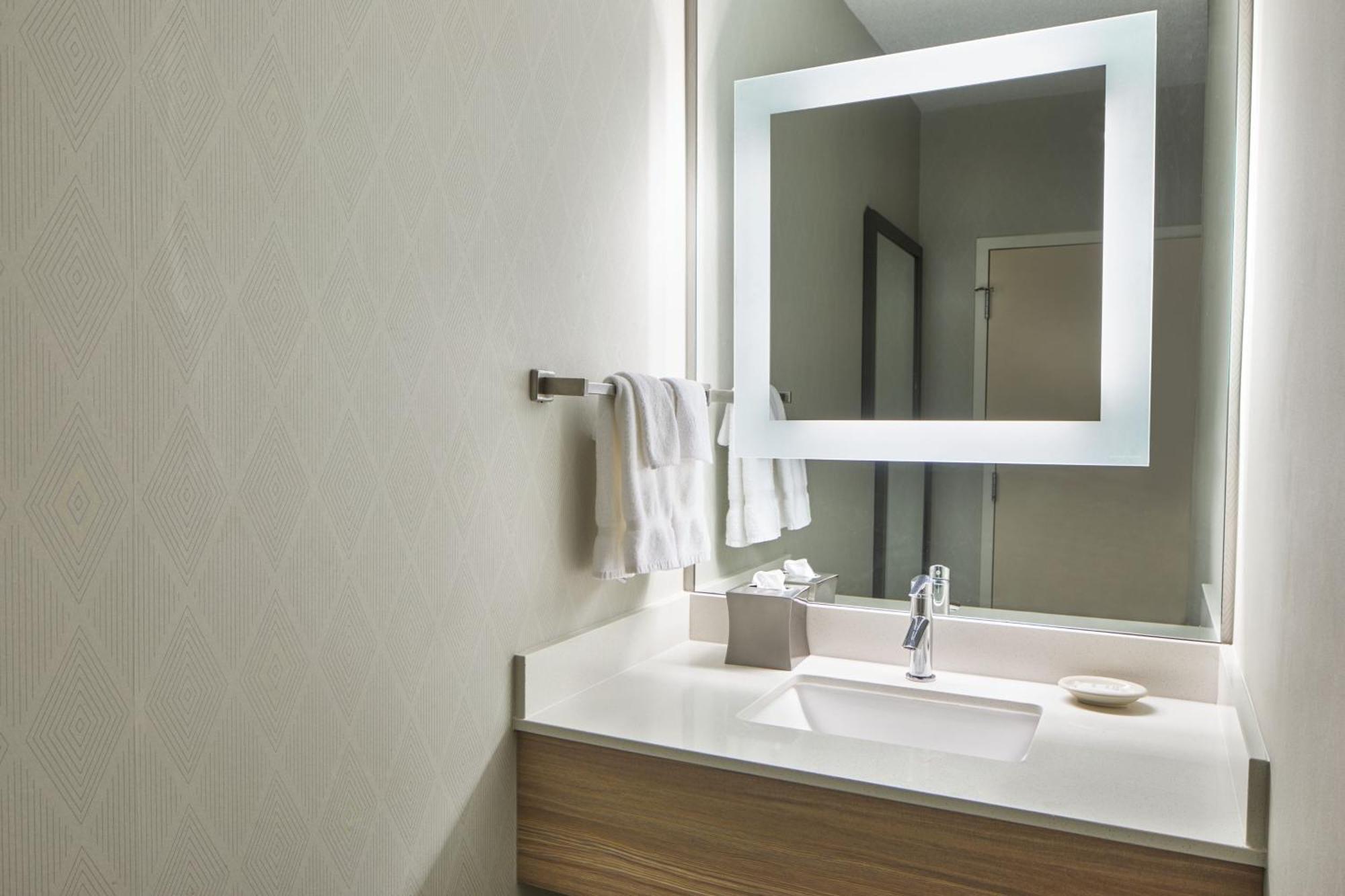 Springhill Suites Memphis Downtown Eksteriør bilde